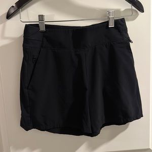 Athleta Brooklyn Black Short - Size 2